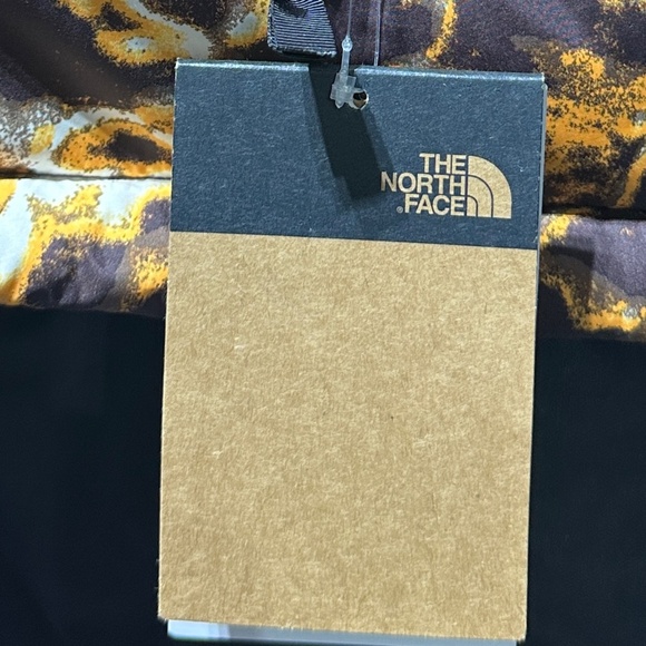 NWT North Face M 96 Retro Nuptse vest - Picture 4 of 4